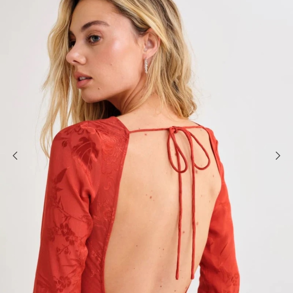 Rumored Backless Red Dress - Picture 4 of 12